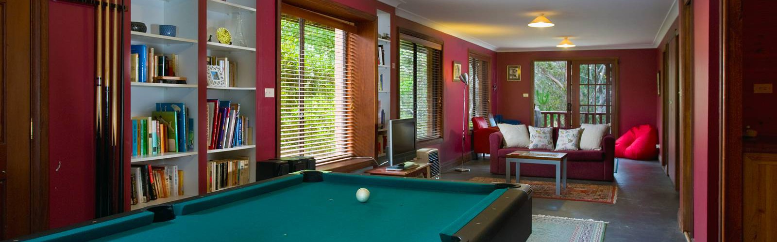 Chalet Holiday Accommodation Blue Mountains | Wildberg | Entertainment Room